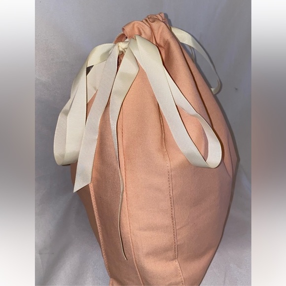 Gucci Beauty NEW LARGE Canvas Drawstring Cosmetic Makeup Toiletry Bag 14x11.5x3 - Picture 4 of 9